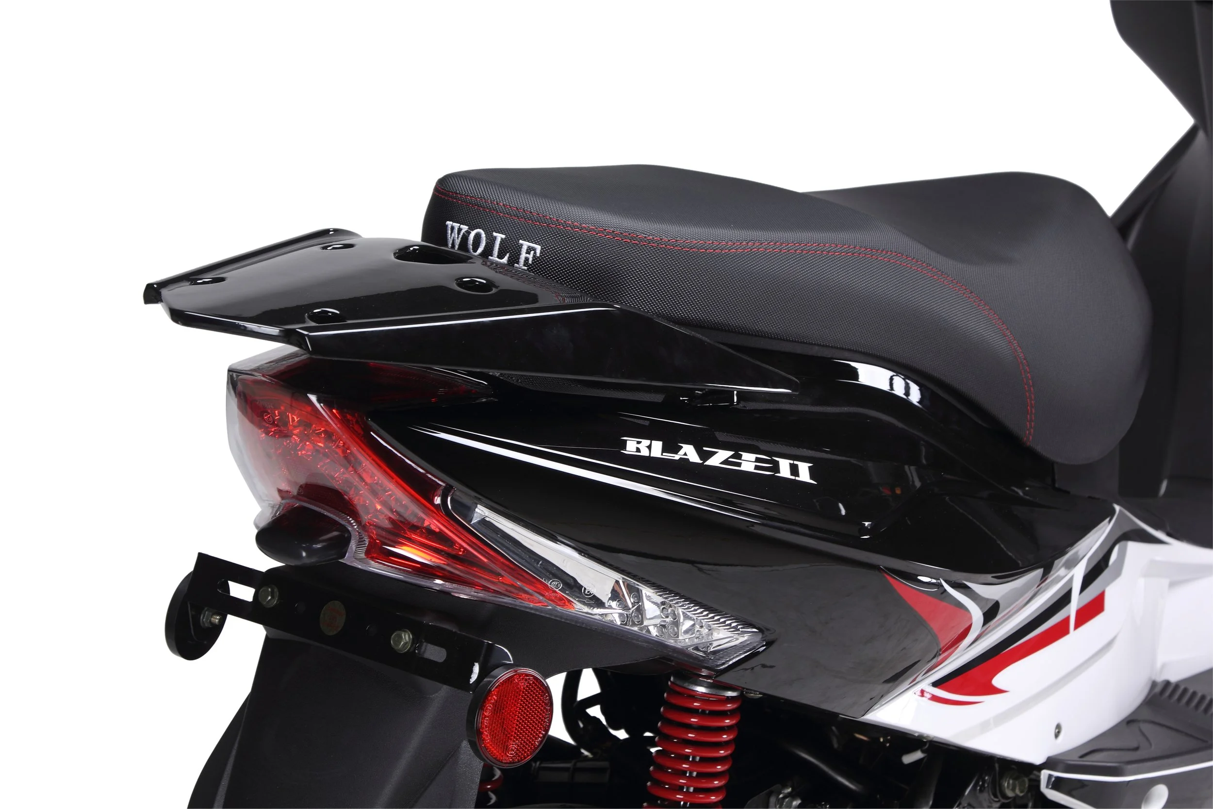2026 Wolf Blaze 50 scooter — front view 3