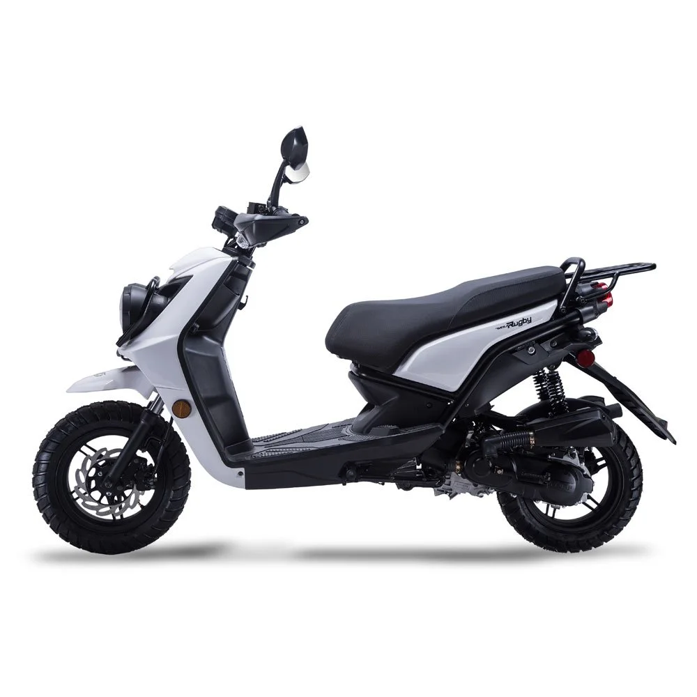 2026 Wolf Rugby 50 scooter — front view 3
