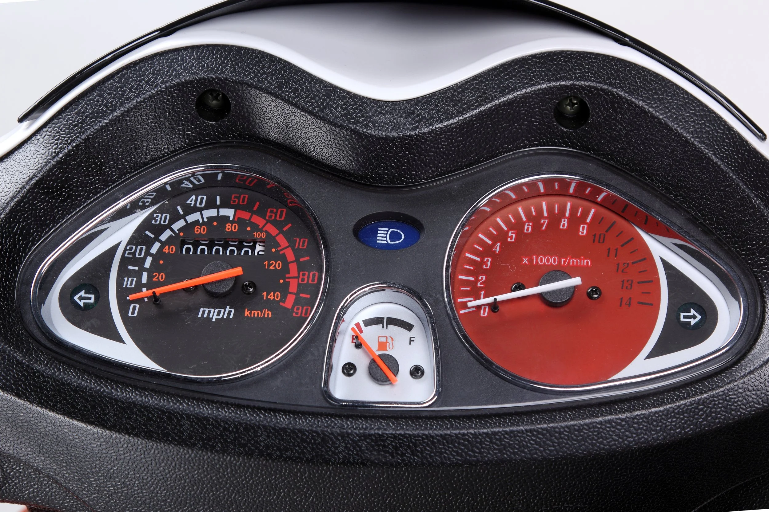 2026 Wolf EX-150 scooter — alternate studio view 5