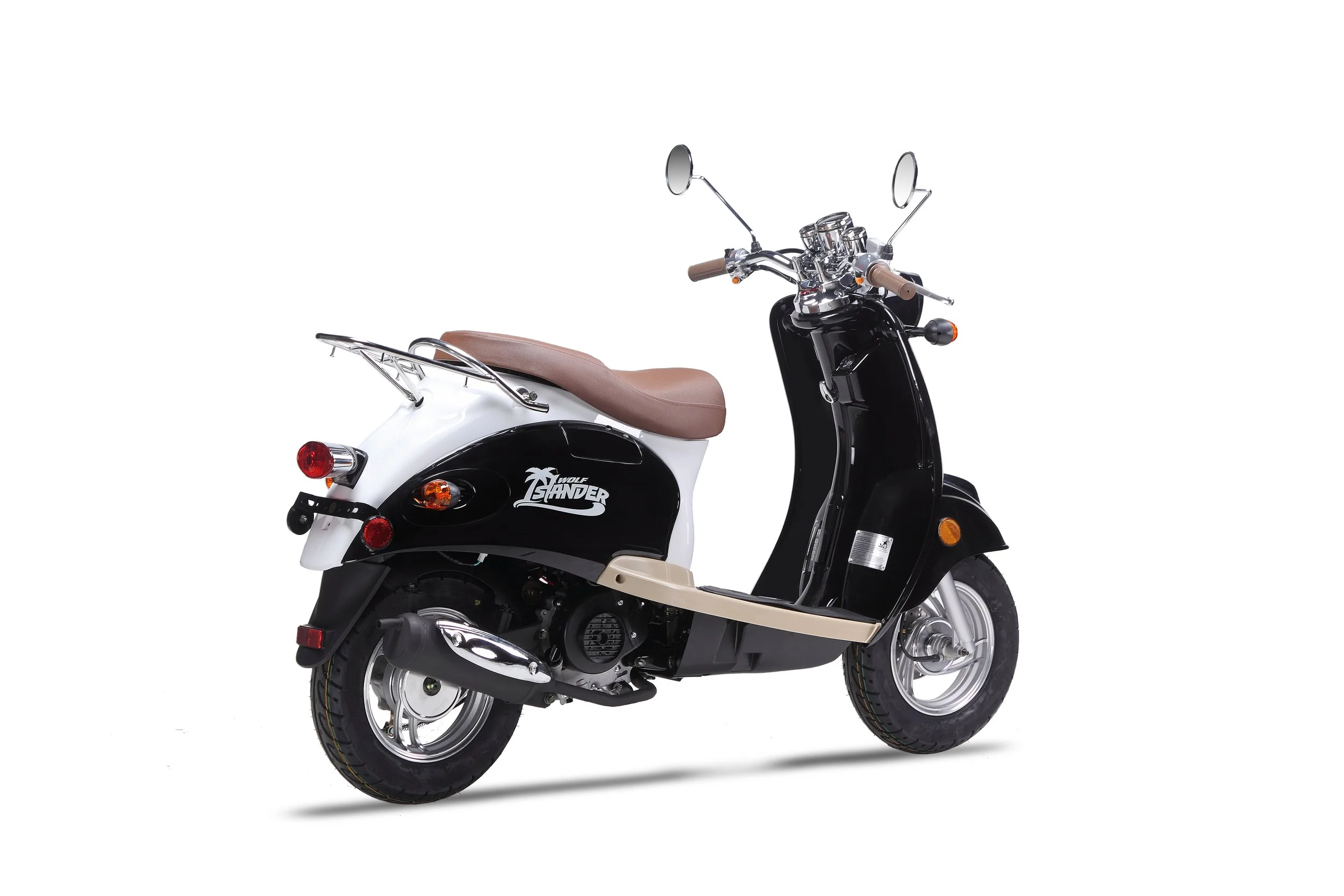 2026 Wolf Islander 50 scooter — front view 2