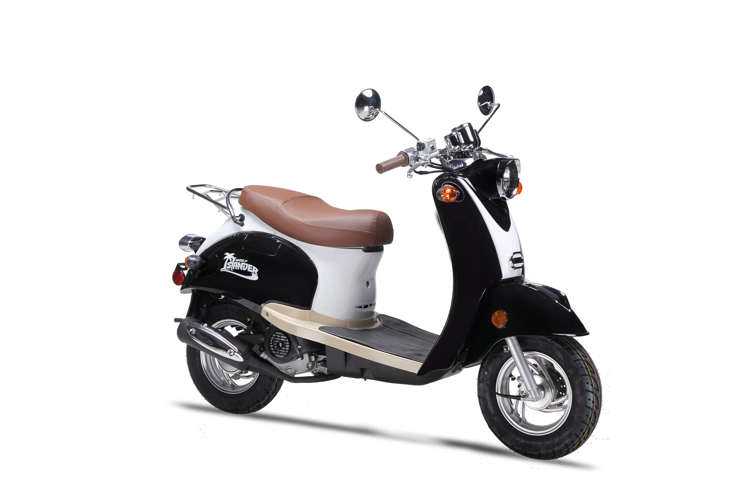 2026 Wolf Islander 50 scooter — close-up styling detail 2