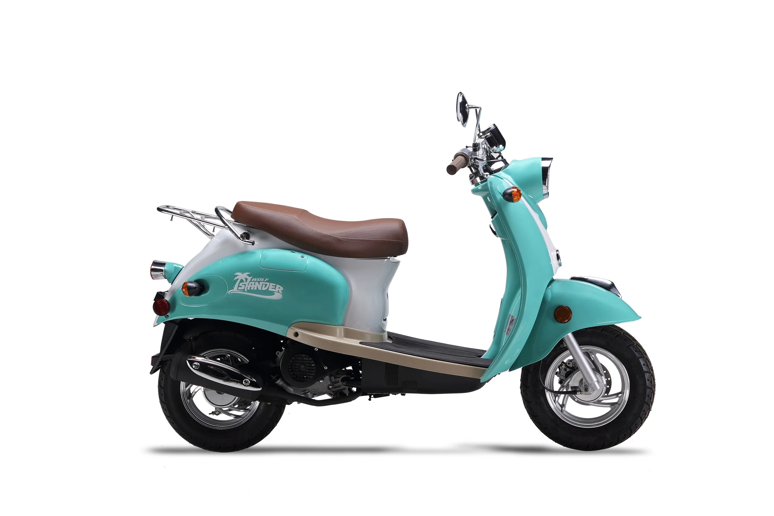 2026 Wolf Islander 50 scooter — three-quarter rear view 2