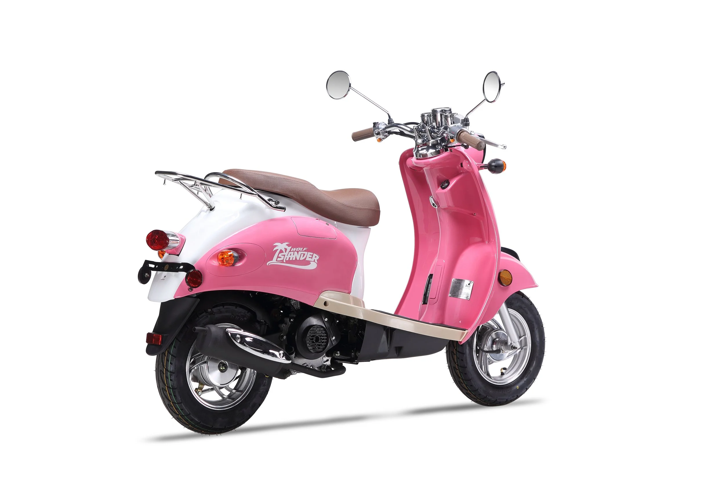 2026 Wolf Islander 50 scooter — close-up styling detail 3