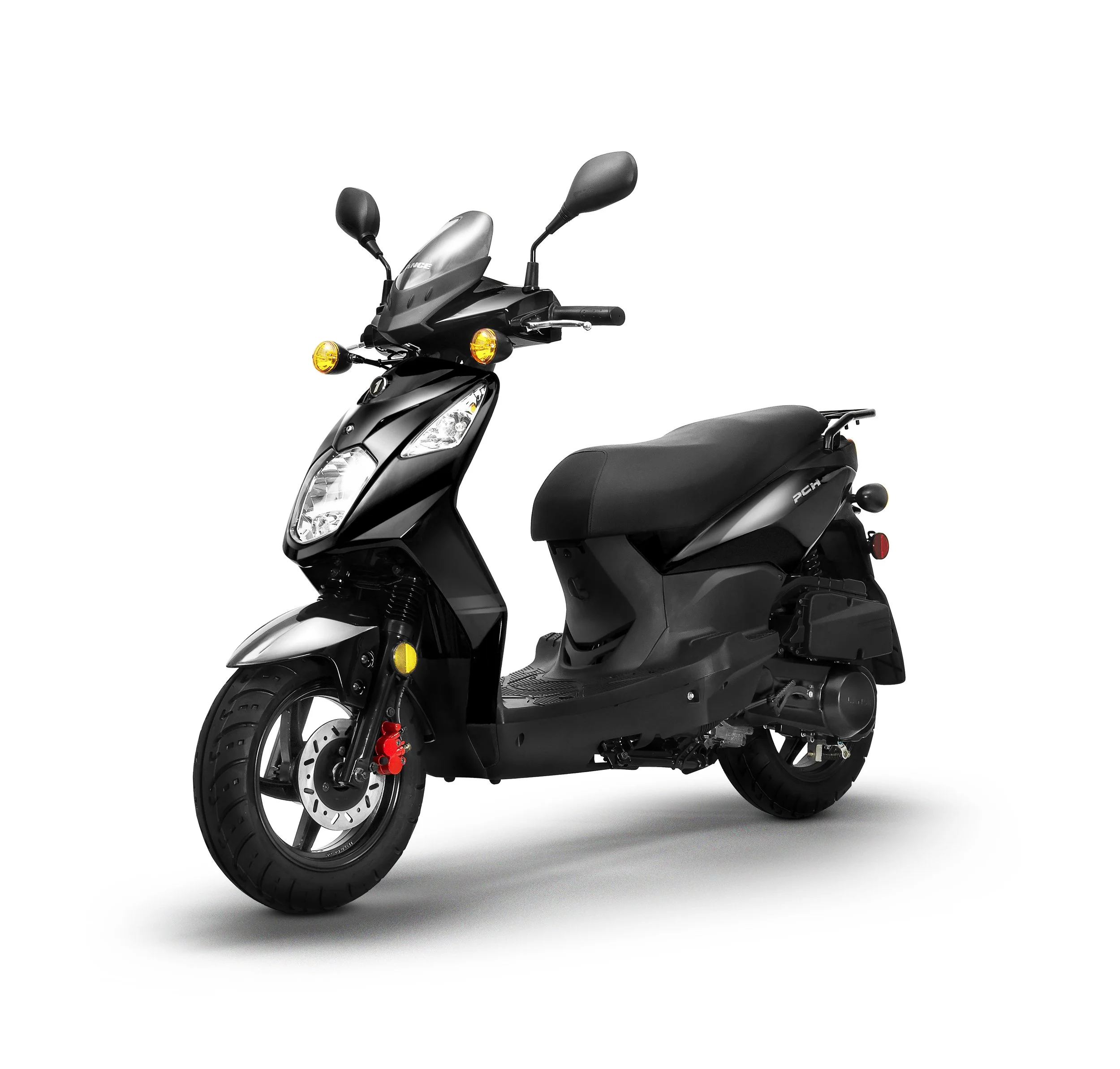 2026 Lance PCH 50 scooter — front three-quarter view 3